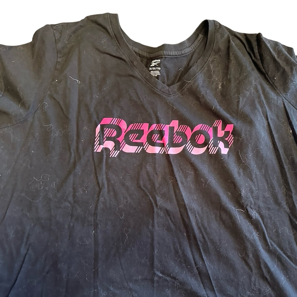 2X Reebok Black Tshirt with Bright Pink emblem